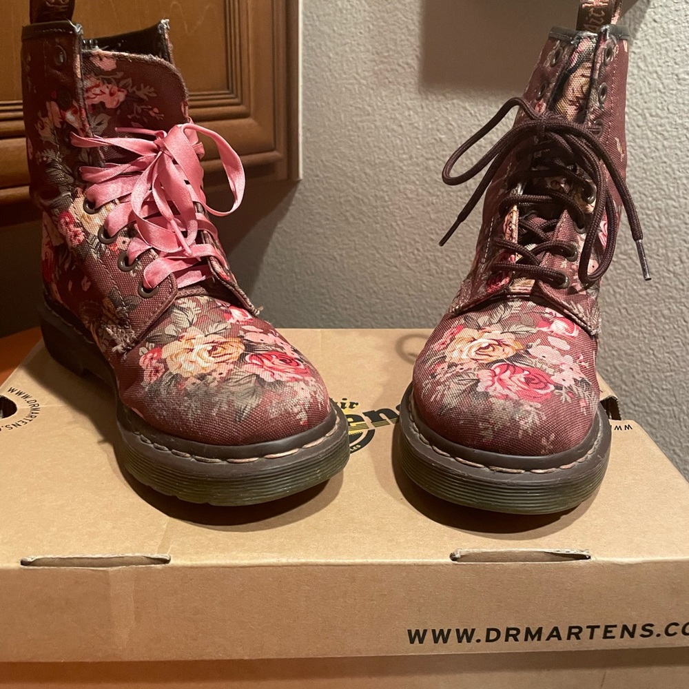 Taupe beige Victorian flower Dr Martens